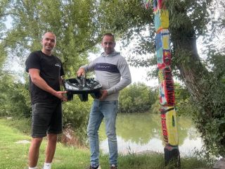 Dnešní předání loďky Michalovi z @riverbaits s vysvětlením základních funkcí u vody. Děkujeme za projevenou důvěru a...